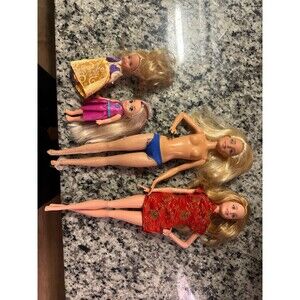Mattel Barbie lot (4)